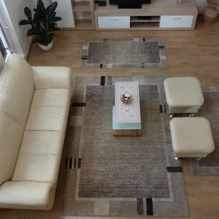 Apartment Kato Apartman *